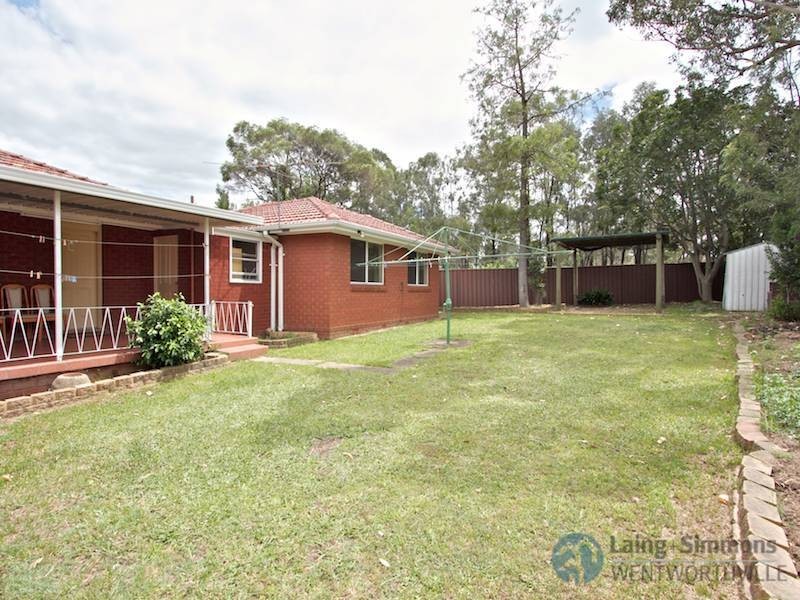 5 Lark Place, Greystanes NSW 2145