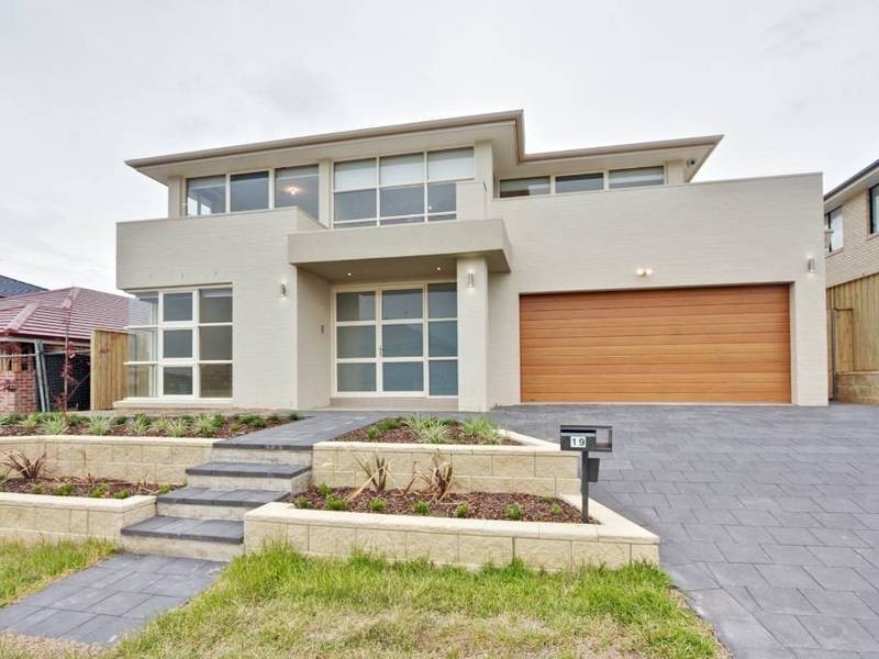 19 Lachlan Circuit, Kellyville Ridge NSW 2155