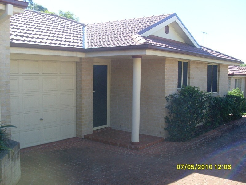 2a/77 Girraween Road, Girraween NSW 2145