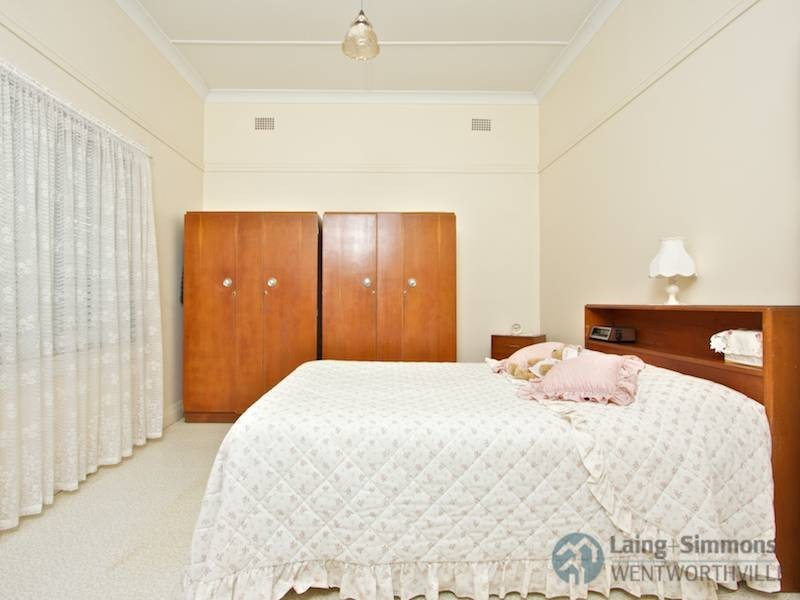 6 Fullagar Rd, Wentworthville NSW 2145