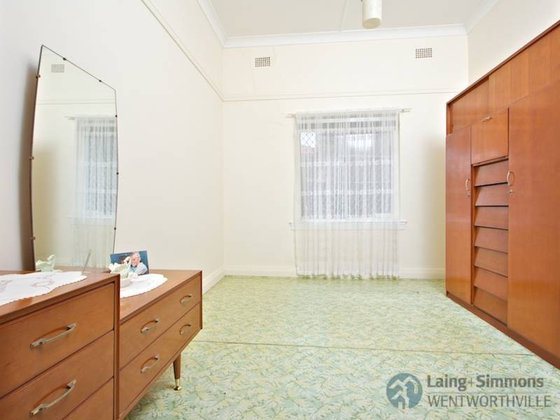 6 Fullagar Rd, Wentworthville NSW 2145