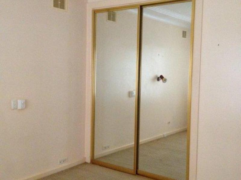 4 Peggy Street, Mays Hill NSW 2145