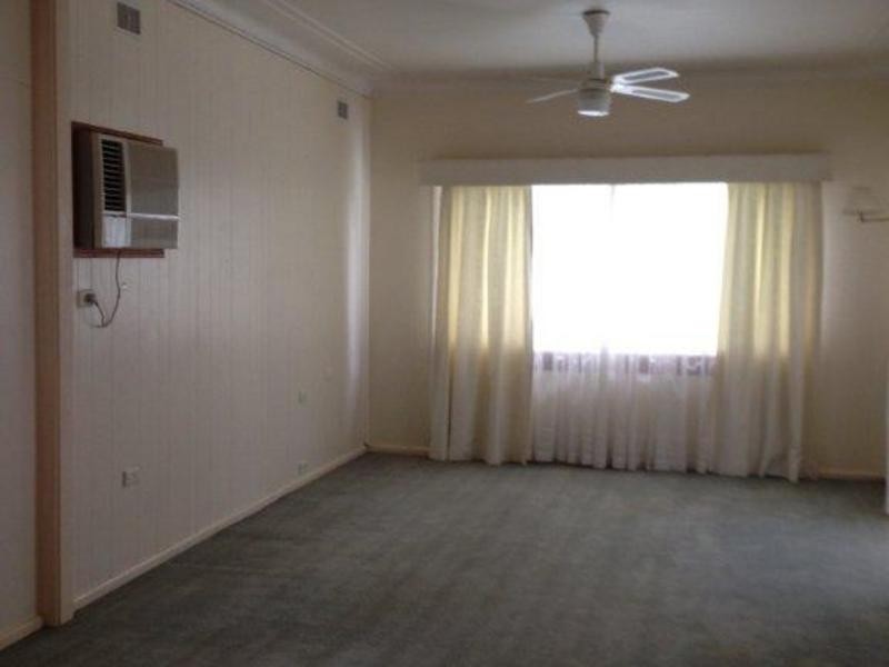 4 Peggy Street, Mays Hill NSW 2145