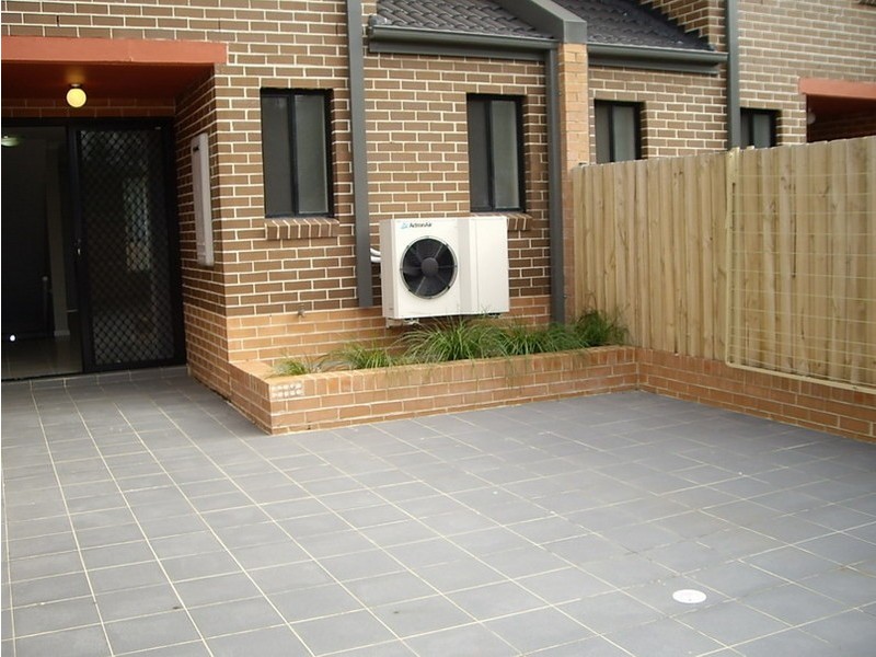 4/367 Wentworth Avenue, Toongabbie NSW 2146