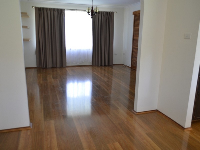 1 Lyn Place, Constitution Hill NSW 2145