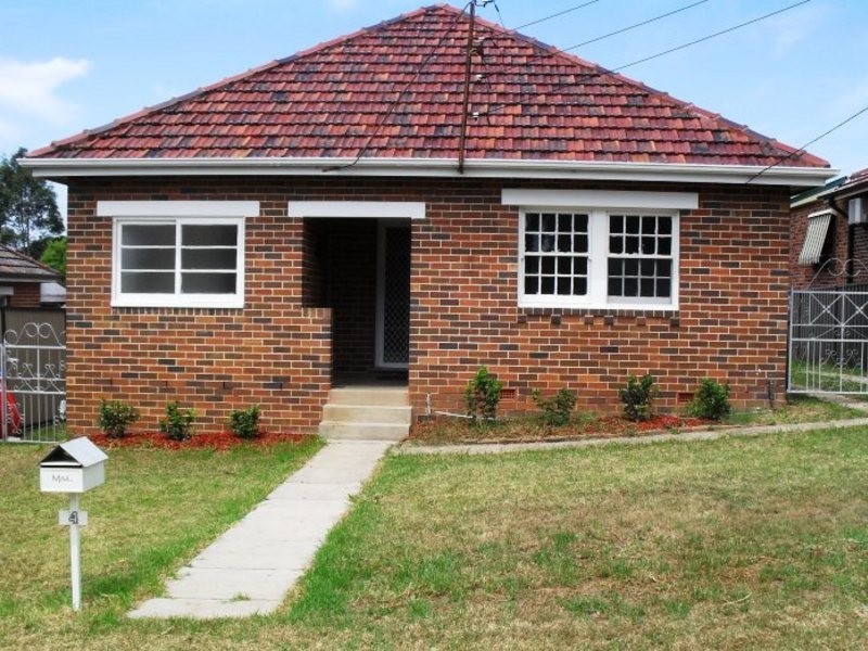 4 Smith Street, Wentworthville NSW 2145