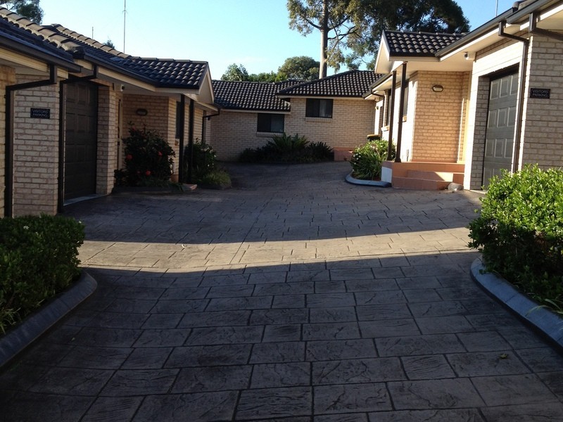 2/25-27 Fullagar Road, Wentworthville NSW 2145