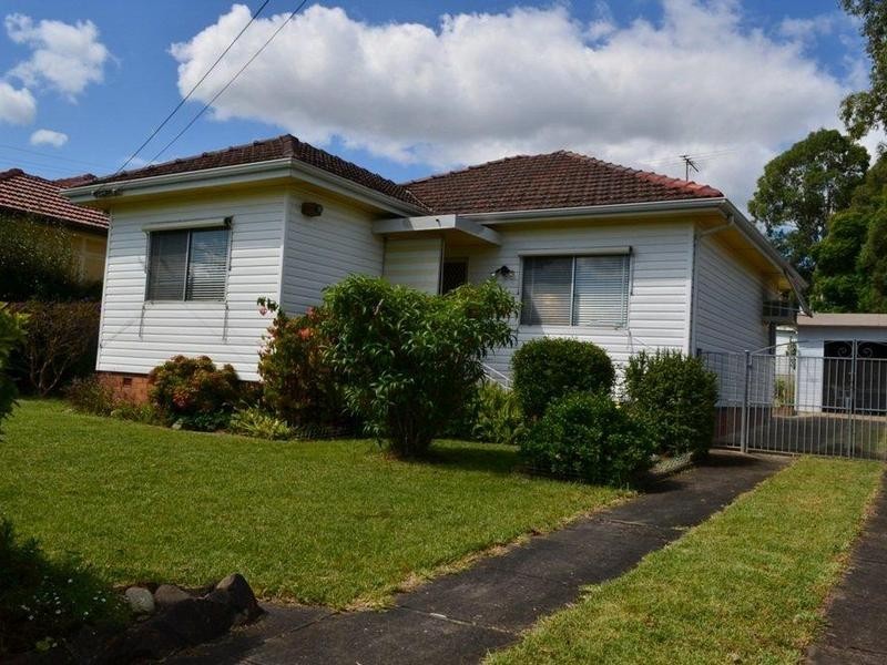 109 Ballandella Road, Toongabbie NSW 2146