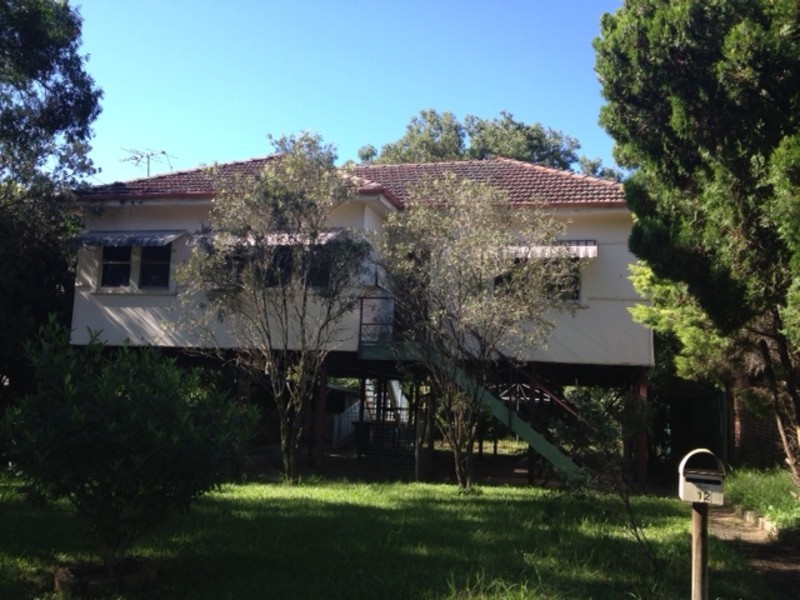 12 Hopkins St, South Wentworthville NSW 2145
