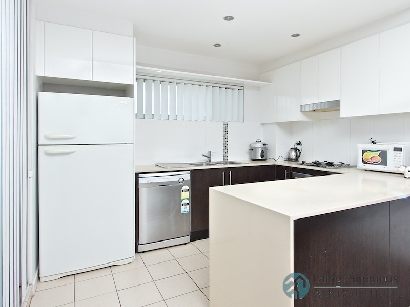 44/28 Brickworks Drive, Holroyd NSW 2142