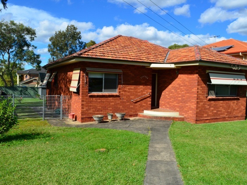 16 Layton Street, Wentworthville NSW 2145