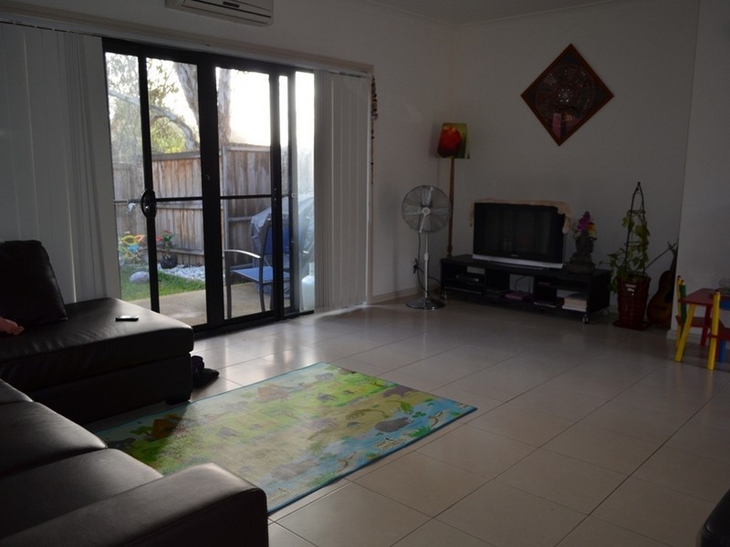 5/28 Girraween Road, Girraween NSW 2145