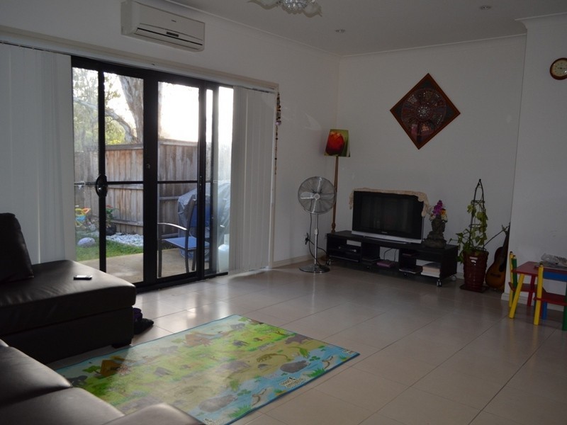 5/28 Girraween Road, Girraween NSW 2145