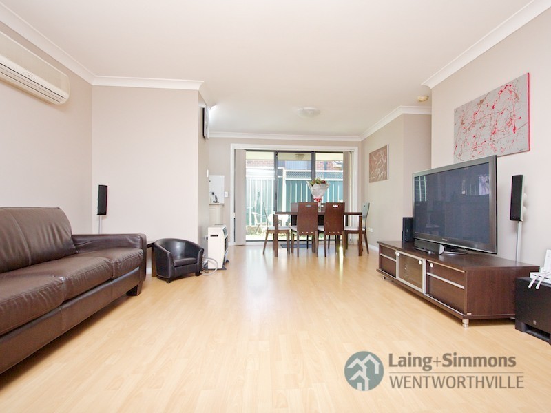 2/29-33 Stapleton Street, Wentworthville NSW 2145