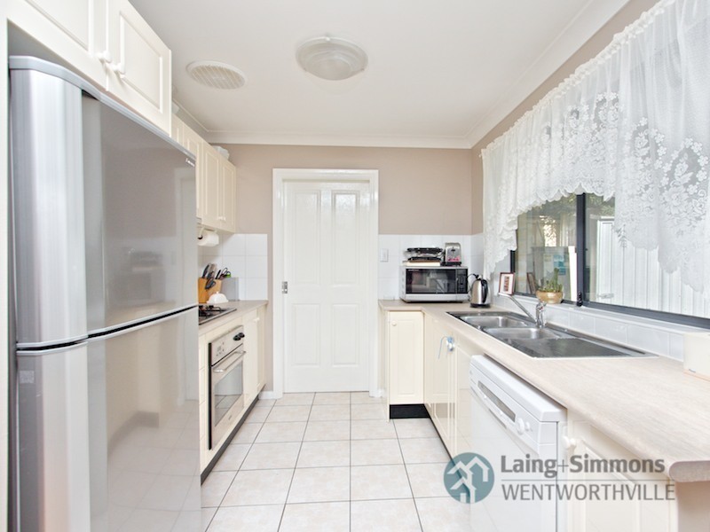 2/29-33 Stapleton Street, Wentworthville NSW 2145