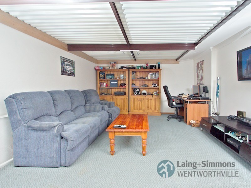 42 Collett Crescent, Kings Langley NSW 2147