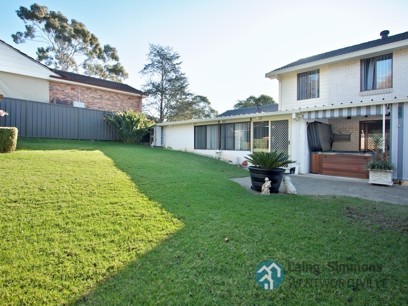 42 Collett Crescent, Kings Langley NSW 2147