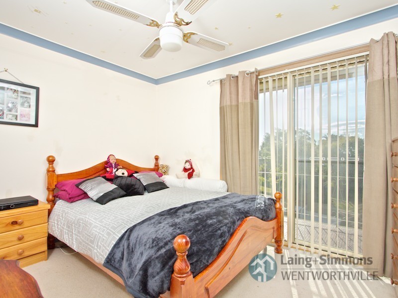 42 Collett Crescent, Kings Langley NSW 2147