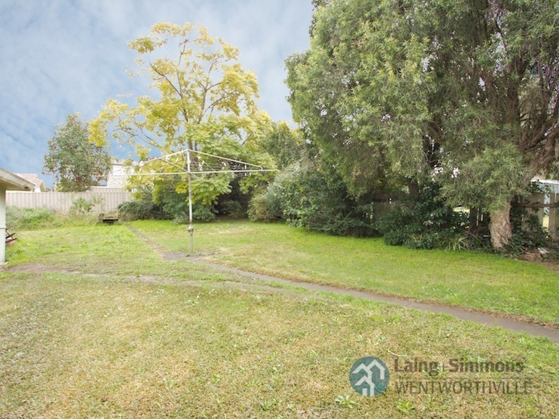 14 Robilliard Street, Mays Hill NSW 2145