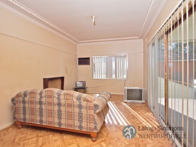 9 Hopkins Street, Wentworthville NSW 2145