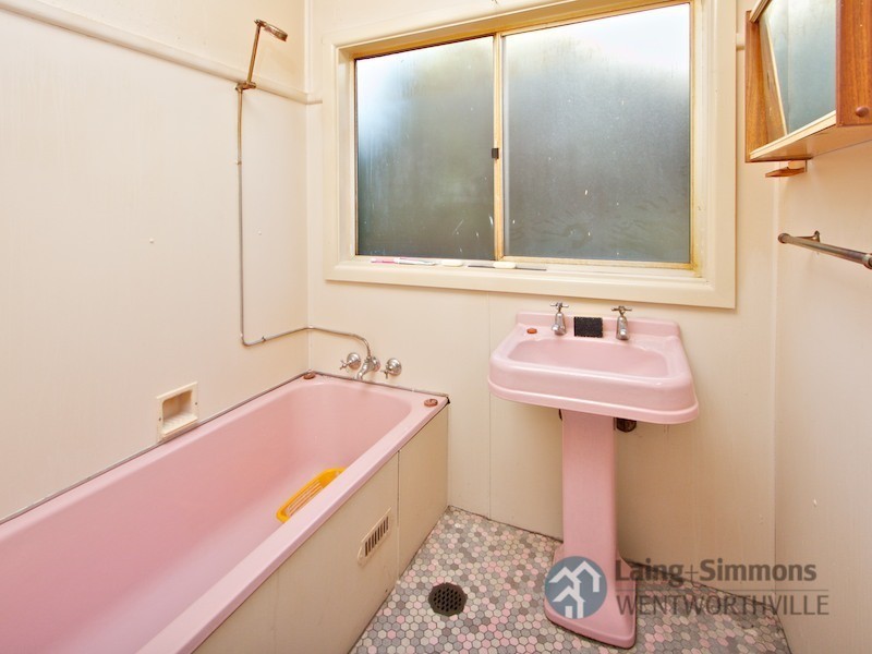 9 Hopkins Street, Wentworthville NSW 2145