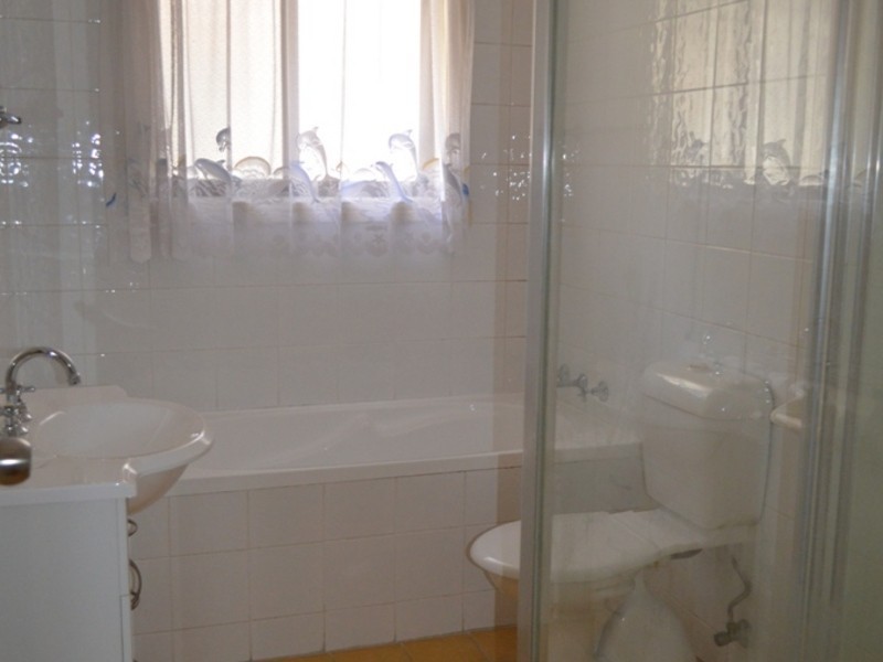 14/6-10 Ettalong Raod, Greystanes NSW 2145