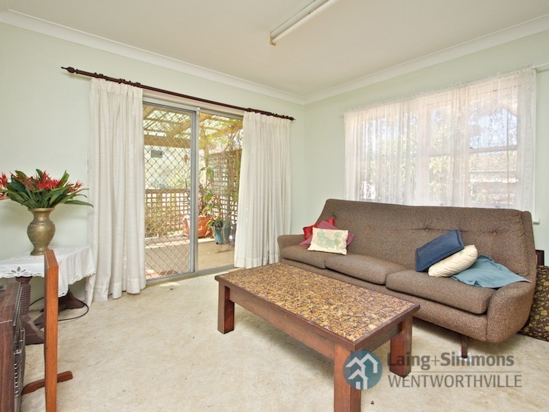 33 Essington Street, Wentworthville NSW 2145