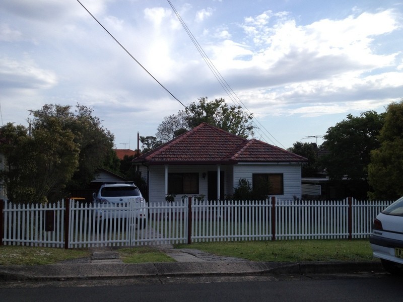 34 Rowley Street, Pendle Hill NSW 2145