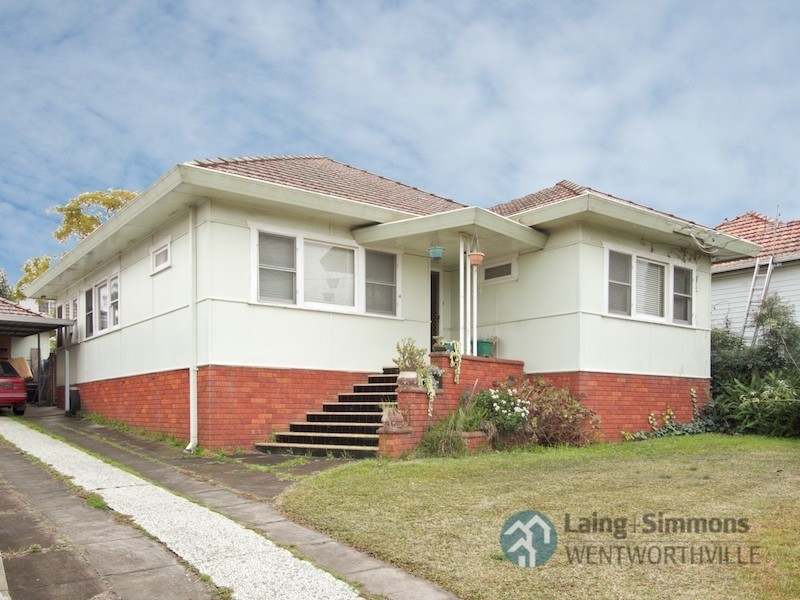 14 Robilliard Street, Mays Hill NSW 2145