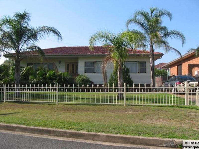 7 Macklin Street, Pendle Hill NSW 2145