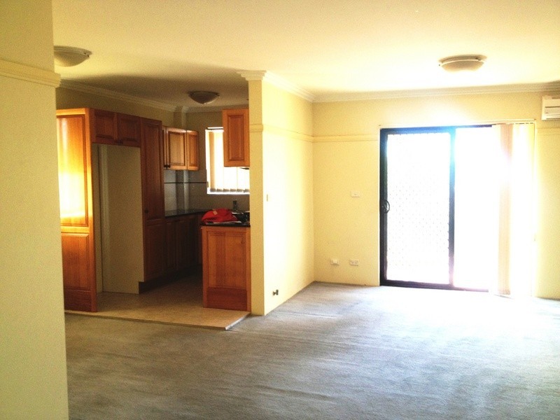 10/93-95 Clyde Avenue, Guildford NSW 2161