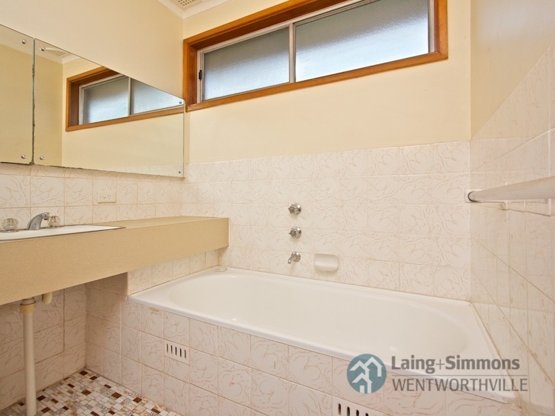 1 Clackmannan Road, Winston Hills NSW 2153