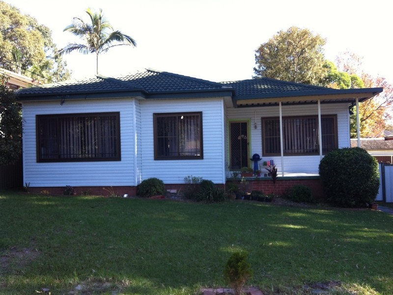 31 May Street, Constitution Hill NSW 2145