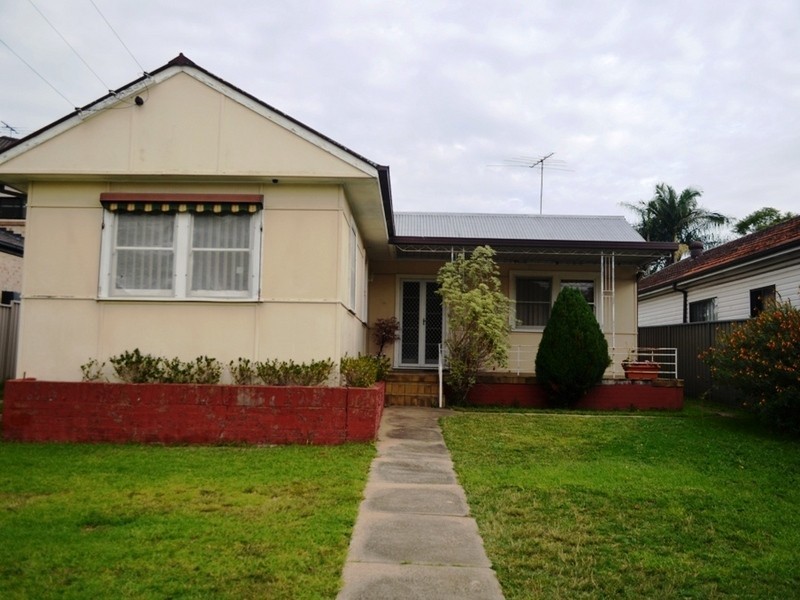 110  Centenary Road, South Wentworthville NSW 2145