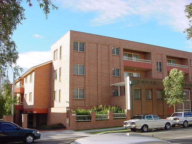 13/211 Dunmore Street, Wentworthville NSW 2145