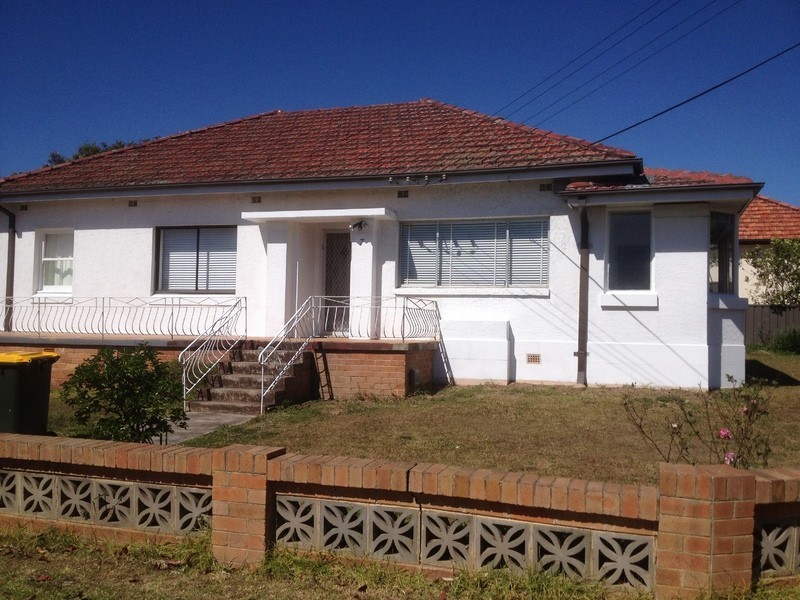 7 Whitworth, Westmead NSW 2145