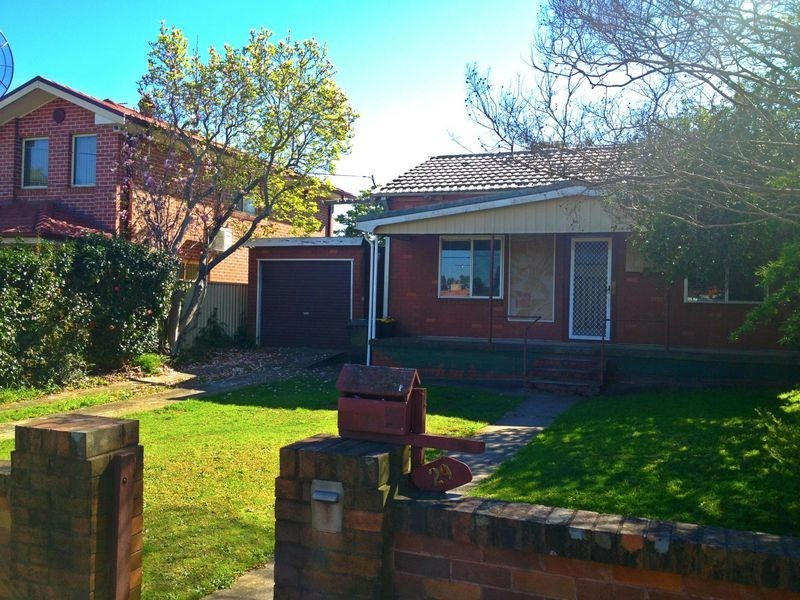 29 Fullagar Road, Wentworthville NSW 2145