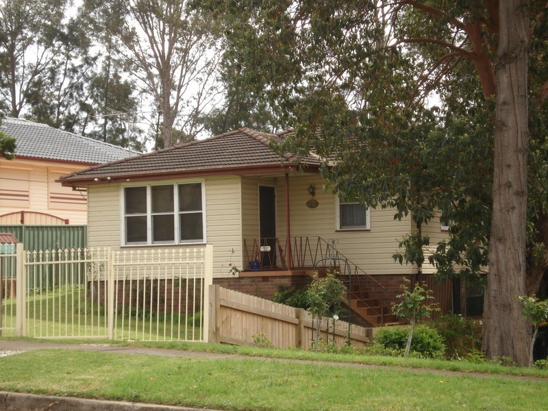 51 Rowley, Pendle Hill NSW 2145