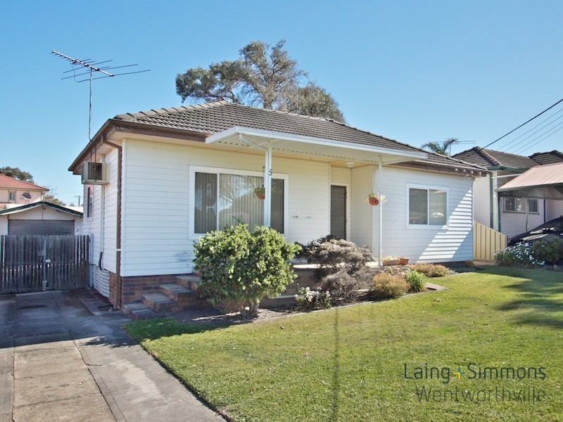 5 Webster Street, Pendle Hill NSW 2145