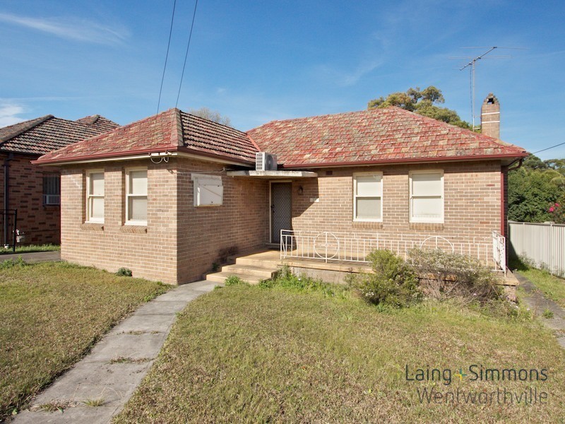 23  Robilliard st, Mays Hill NSW 2145