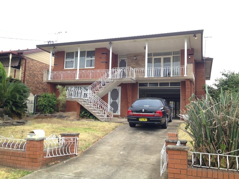 15 Daniel Street, Greystanes NSW 2145