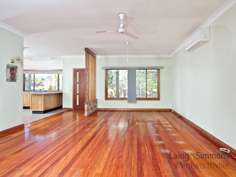 1 Teague Street, Girraween NSW 2145