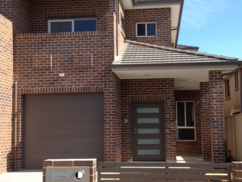 8A Austral Ave, Westmead NSW 2145