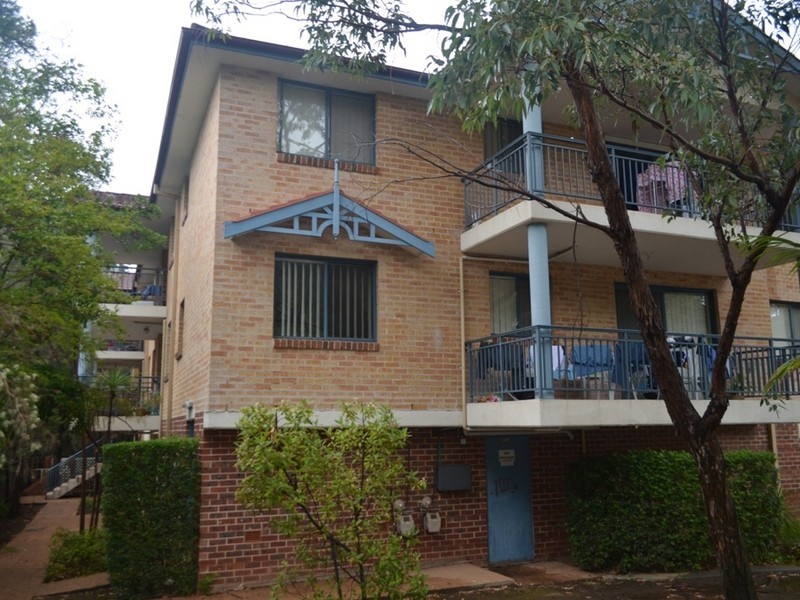 18/44 LANE ST, Wentworthville NSW 2145