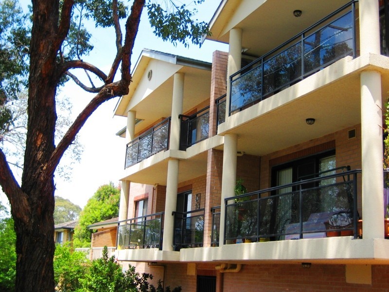 3/8-10 Alexandra Ave, Westmead NSW 2145