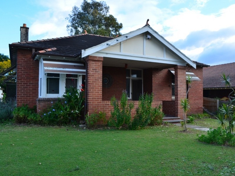 10 McKern St, Wentworthville NSW 2145