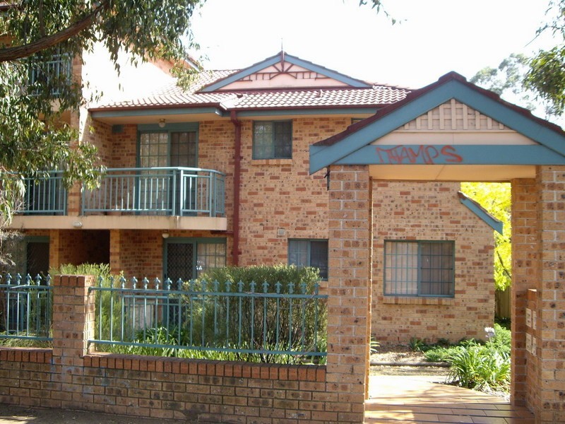 9/249 Dunmore Street, Pendle Hill NSW 2145