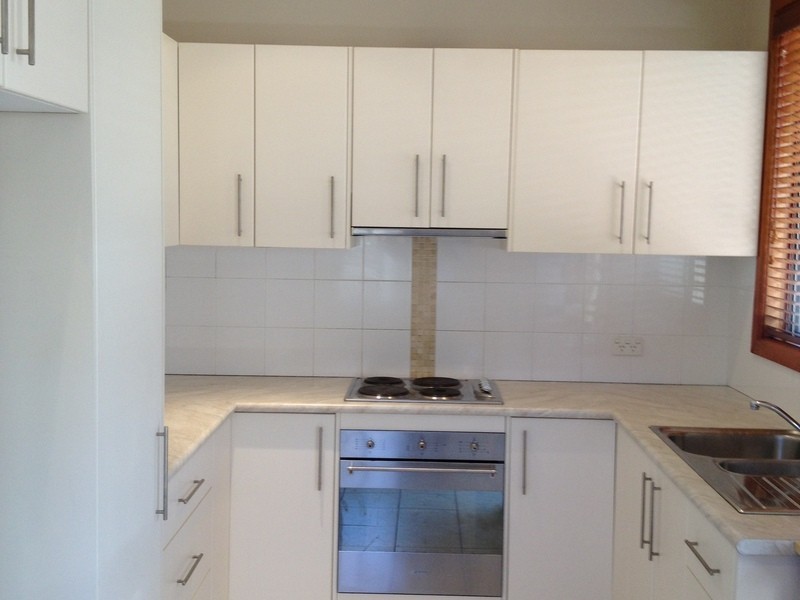 33 Charlton Road, Lalor Park NSW 2147