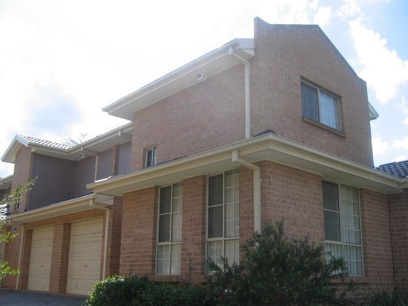 8/21 Fullagar Road, Wentworthville NSW 2145