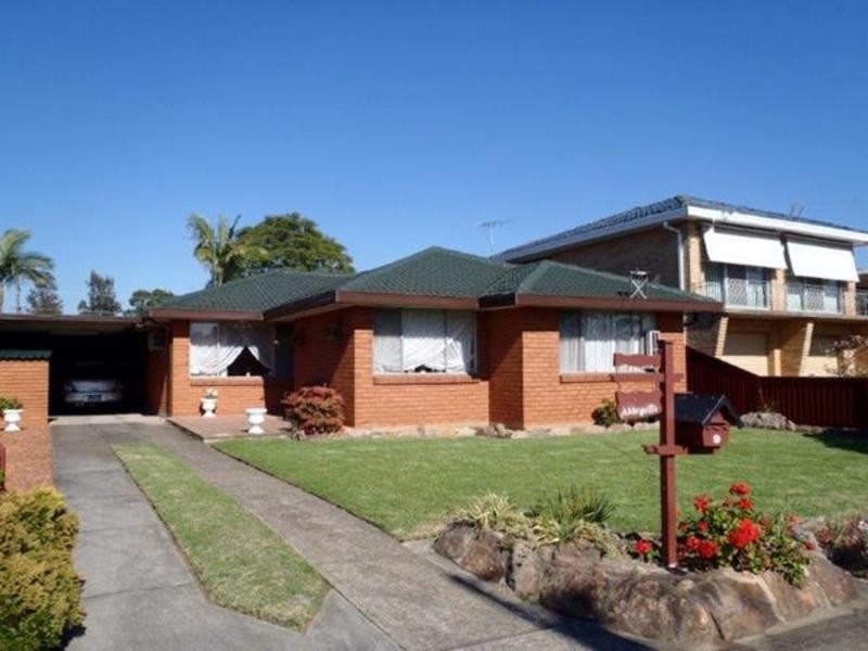 9 Yoogali Street, Merrylands West NSW 2160